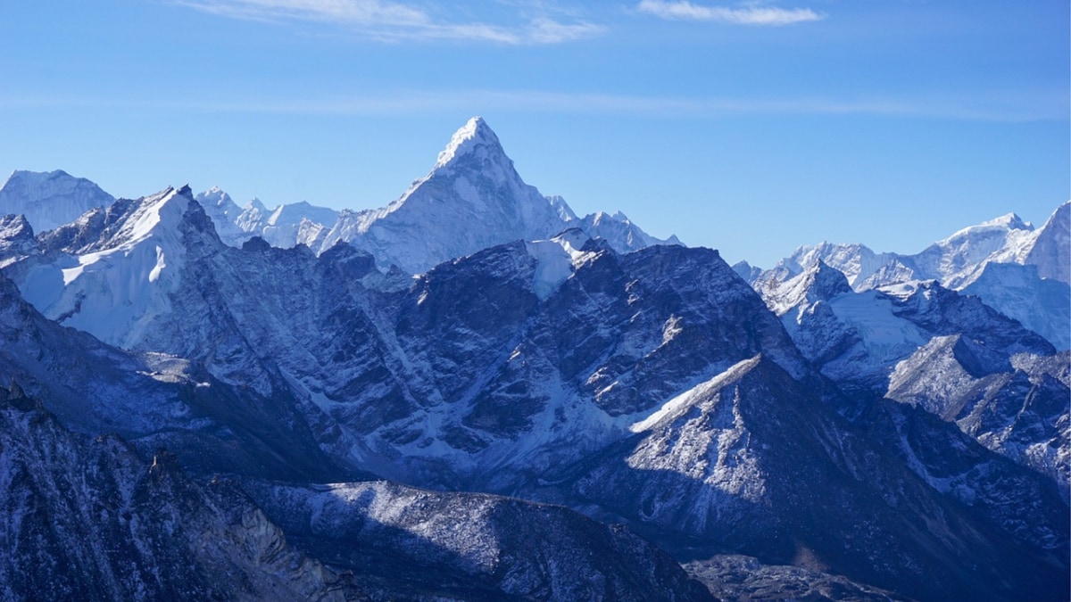 Mount Everest 1727964394615.jpg