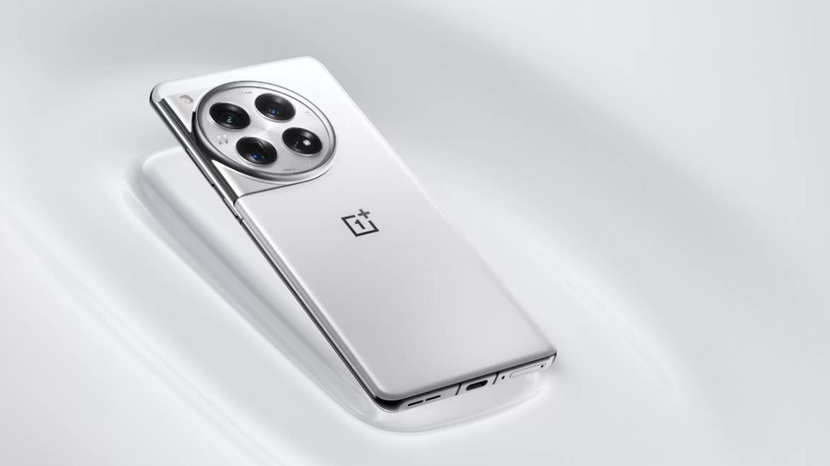 oneplus 12 white 1728622401853.jpg