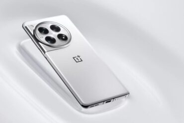 oneplus 12 white 1730299847969.jpg